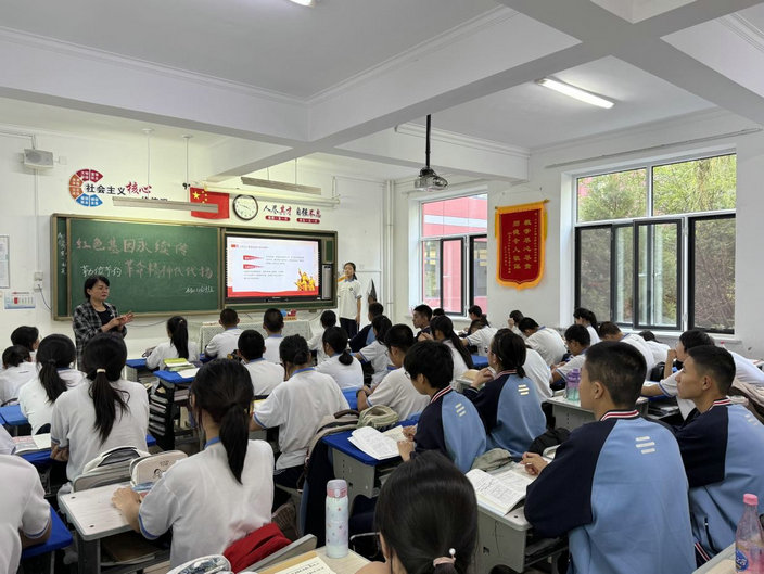 1756735748317101.jpg 開學(xué)6.jpg