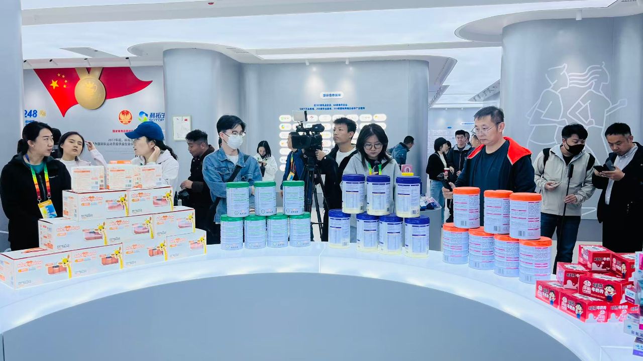 1758784063841314.jpg .jpg