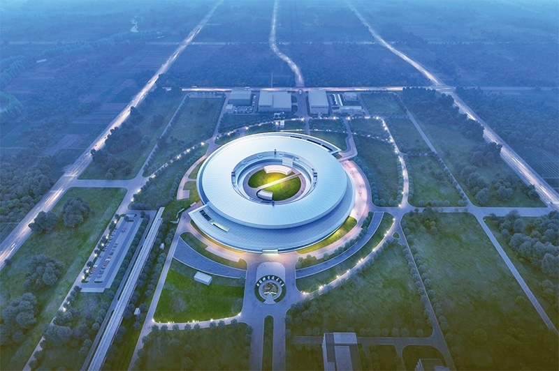 近年來(lái)，長(zhǎng)三角各省市牢牢把握高質(zhì)量發(fā)展這個(gè)首要任務(wù)，因地制宜培育和發(fā)展新質(zhì)生產(chǎn)力，朝著世界級(jí)城市群目標(biāo)邁進(jìn)。圖為第四代大科學(xué)裝置“合肥先進(jìn)光源”的效果圖（資料圖片）。 新華社發(fā)（中國(guó)科學(xué)技術(shù)大學(xué)國(guó)家同步輻射實(shí)驗(yàn)室供圖）