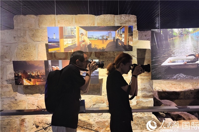 金磚國家城市主題攝影展現(xiàn)場。 人民網(wǎng)記者 于宏建攝