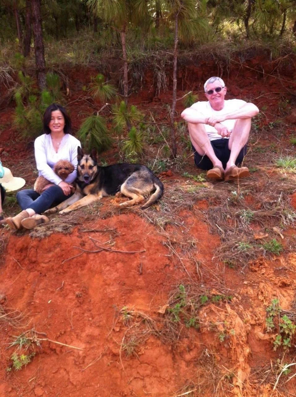 奈斯和妻子在云南東川打造了一個名叫“卡比杉”的農(nóng)場。