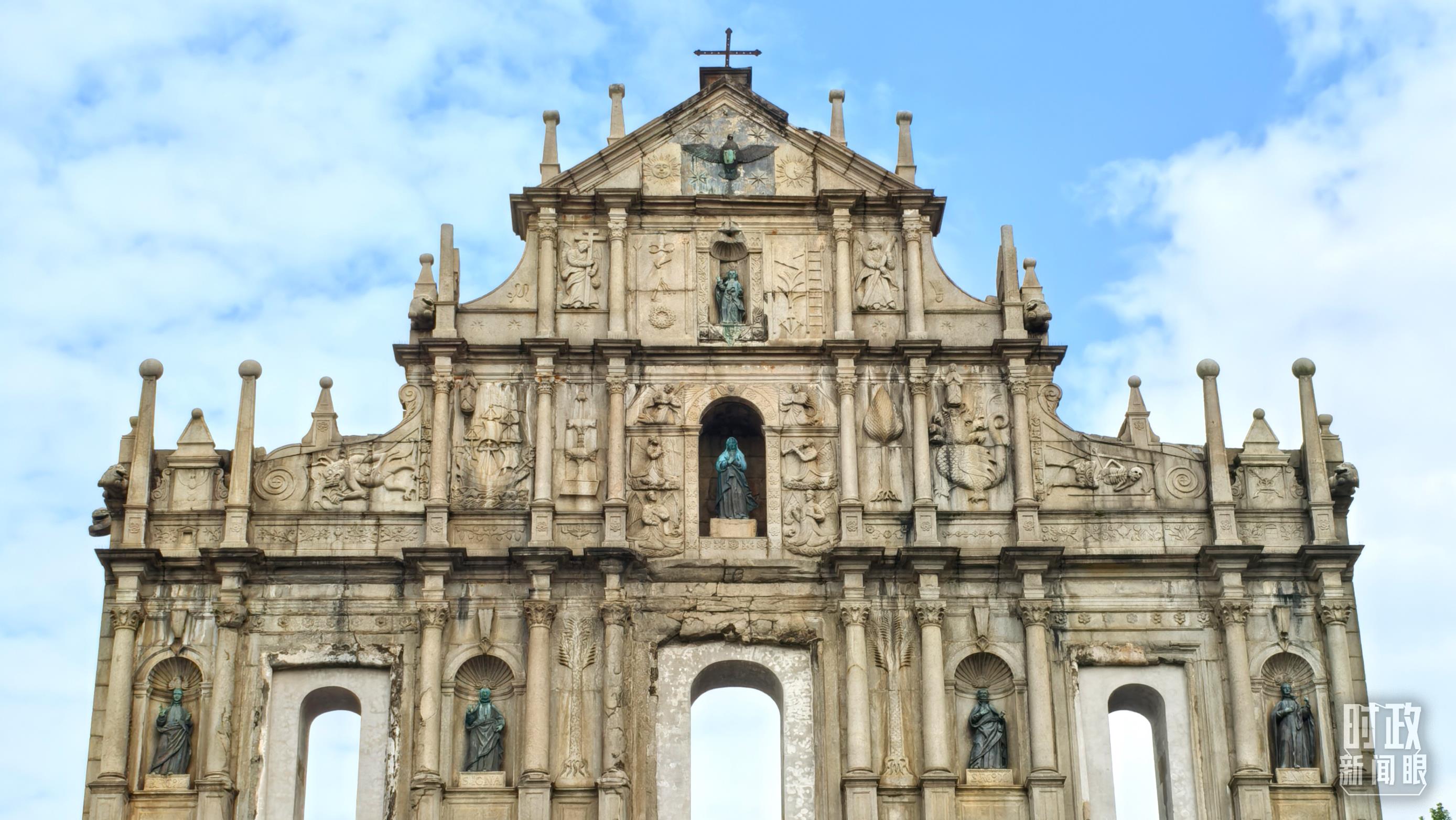 △澳門大三巴牌坊。（總臺央視記者張垚拍攝）