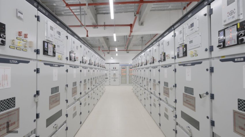 300兆瓦壓氣儲能示范工程高壓配電室。受訪者供圖