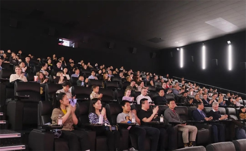 觀影現(xiàn)場(chǎng)。中國(guó)駐丹麥大使館供圖
